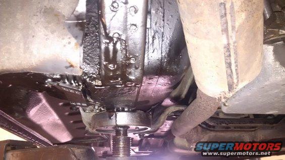 Undercarriage rust repair and undersealing on a 1994 Ford Thunderbird