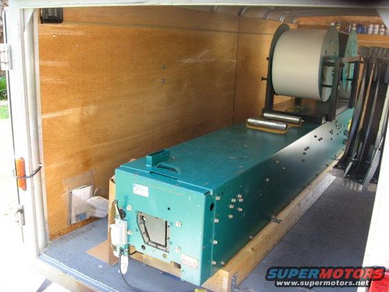 img_0334.jpg Jobsite JS6 6" seamless gutter machine. It turns rolls of aluminum into 6" seamless gutters.