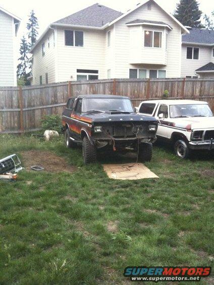 1979 Ford Bronco front view, missing grille and bumper