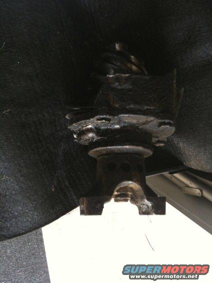 Driveshaft U-joint assembly