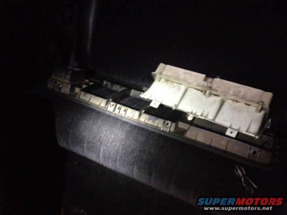 dashboard vent assembly with white plastic housing removed