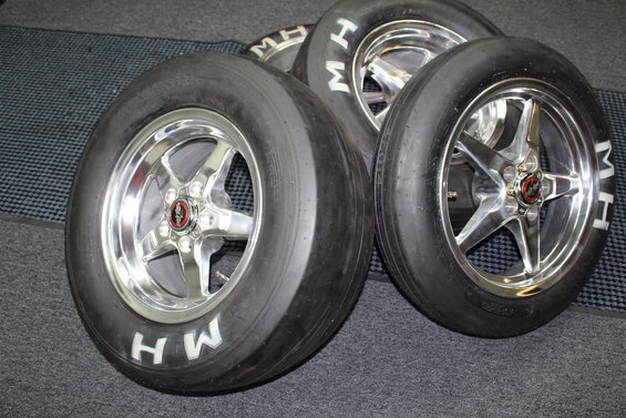 drag-wheels.jpg 