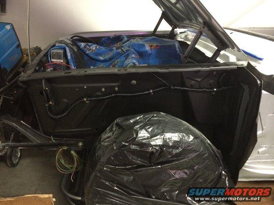 aaw-510125-front-of-harness-install.jpg 1965 Mustang AAW 510125 engine wires ran outside of inner fender