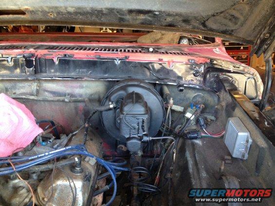 Brake booster and master cylinder in engine bay