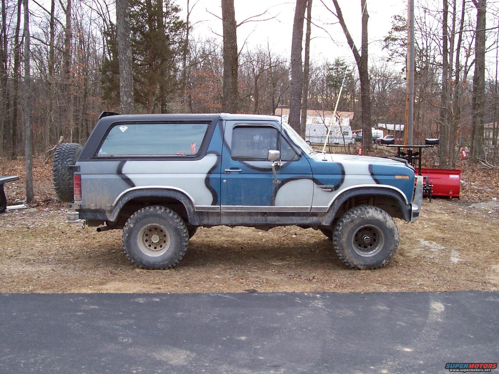 1986 Ford Bronco photo
