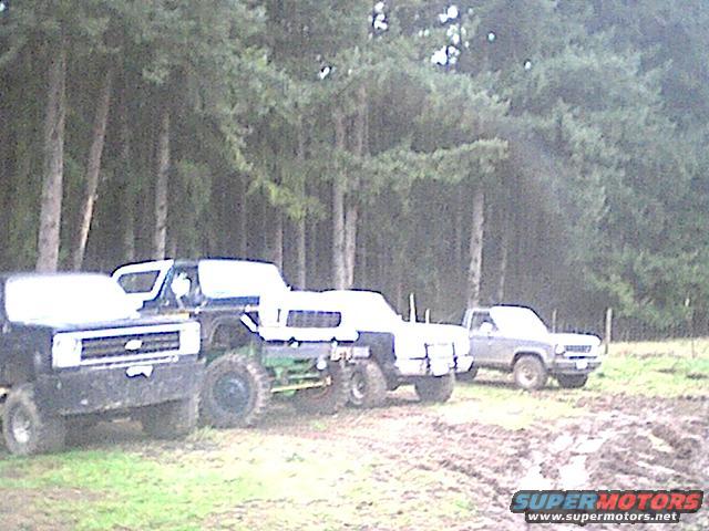 4x1.jpg Dads 80 Blazer with 15" of lift & 39.5" tires, my Bronco ,  my sisters 72 Dodge W-150 with 4" of lift & 35" tires, & my brothers 85 Ranger 4x4 on 31" tires.( not in the picture is his 77 F-150, S.W.B. 4x4 with 5" of lift and 36" tires & moms 90 suburban 4x4)