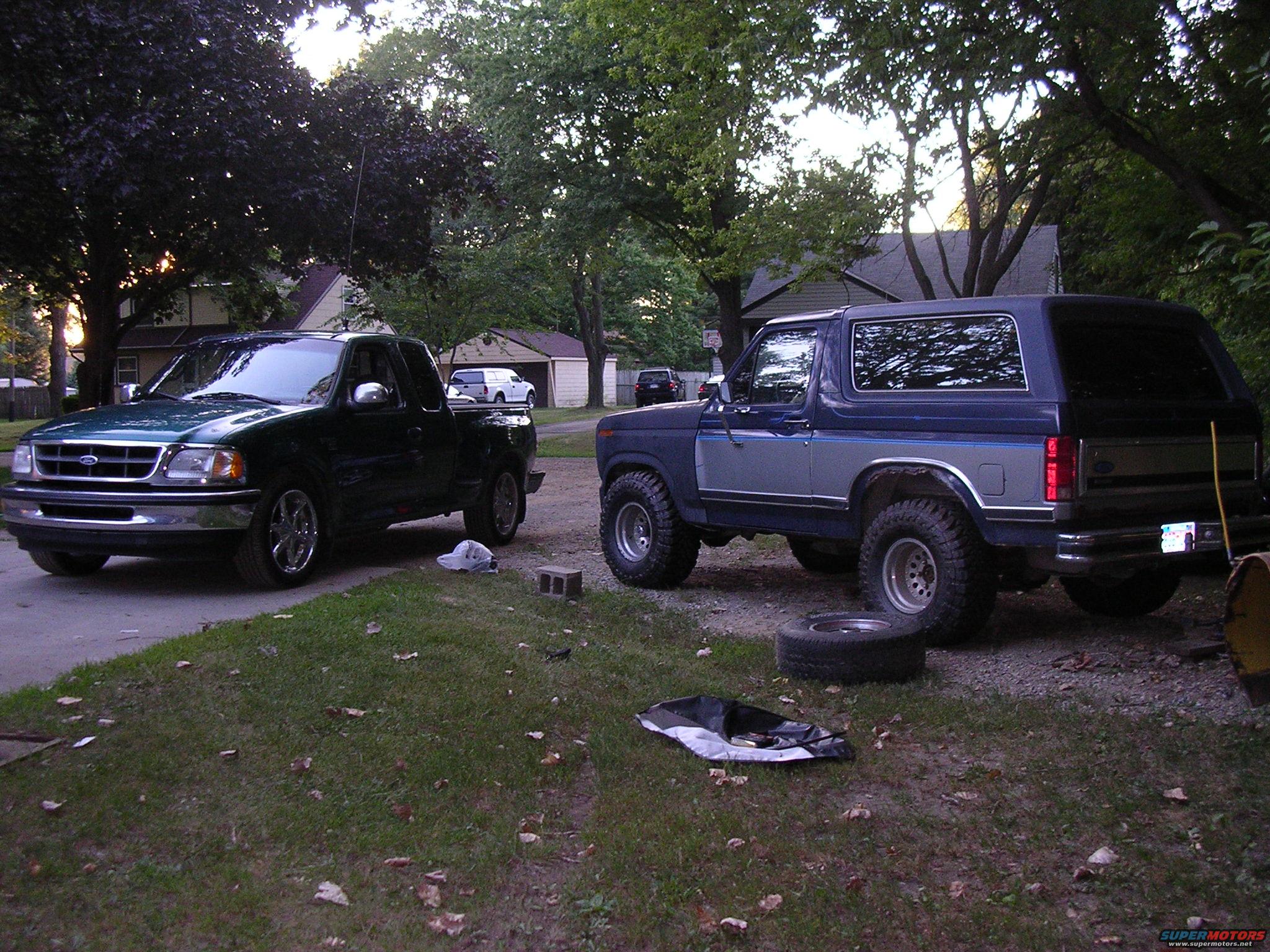 1986 Ford Bronco “Grinch”