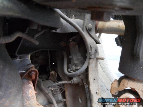 1992 Ford Bronco undercarriage showing suspension components and brake lines