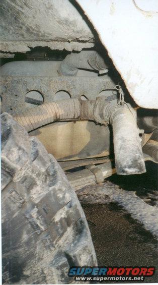 tailpiperipped.jpg Bronco: The same stupid bush nearly ripped off my tailpipe!