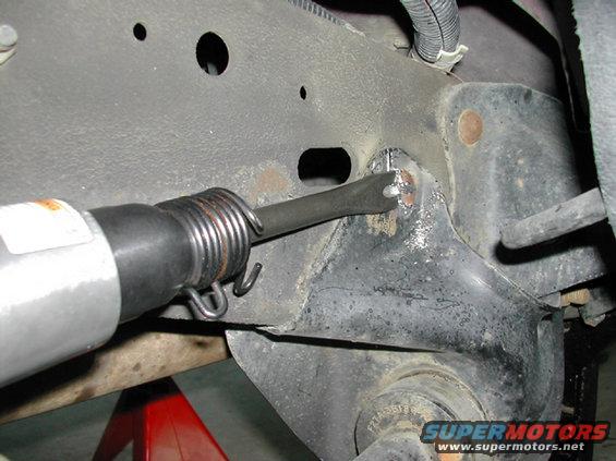 lift_03.jpg Cutting the head off the 3rd rivet.