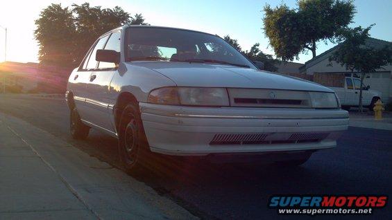 White 1993 Mercury Tracer sedan, 3/4 front view