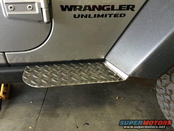 unpainted-deflector-spot-welded-on-wrangler.jpg 2014 JKU Rubicon rock slider mud rock deflector mock up