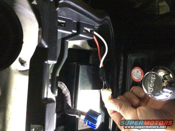 2014 JKU Rubicon project hidden GPS wire behind dash