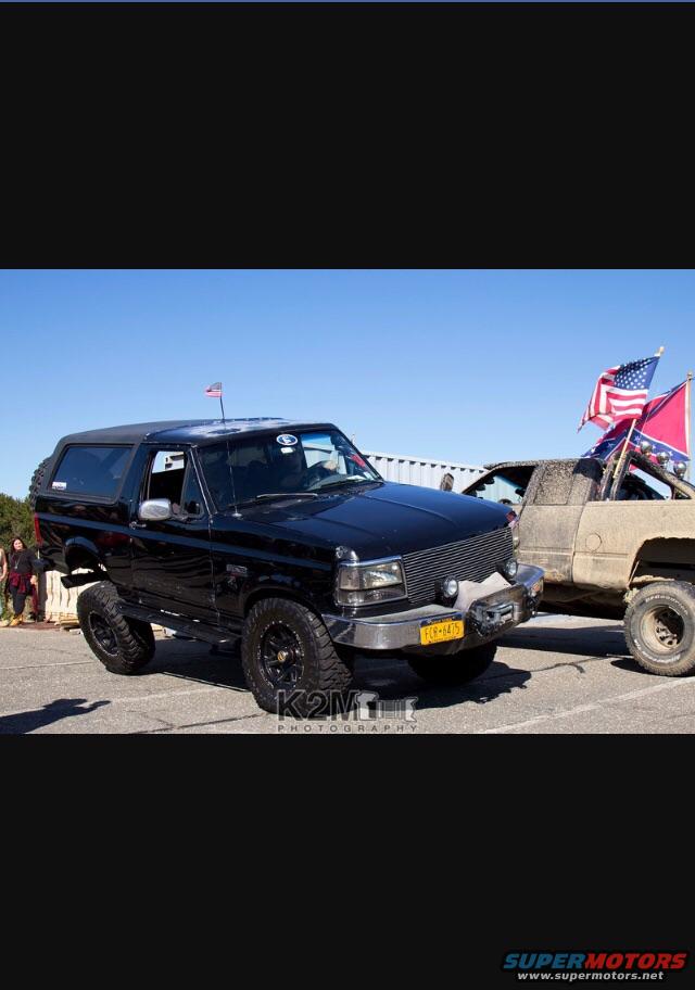 1995 Ford Bronco photo