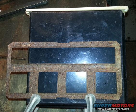 2014-sept-28-gauge-work.jpg 
