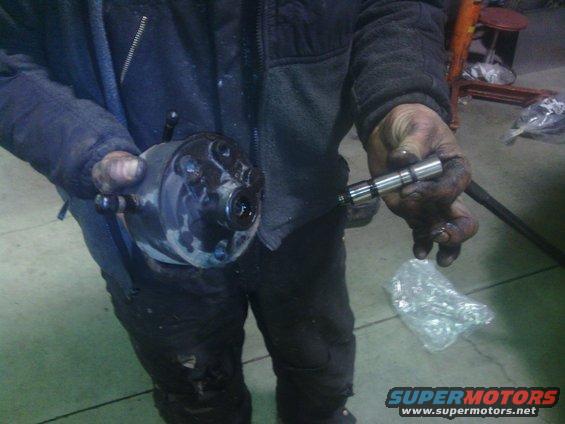 2000-astro-van-power-steering-pump.jpg 