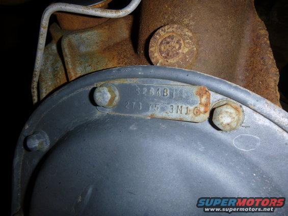 Differential housing with stamped numbers S254B and 273 75 3M1G