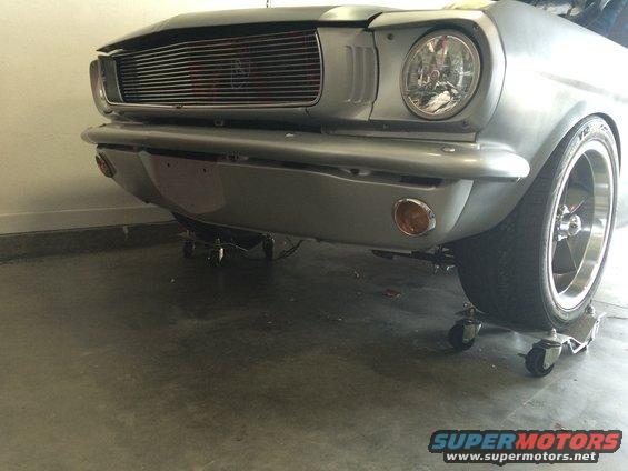 img_4447.jpg 1965 Mustang front park lights/blinkers