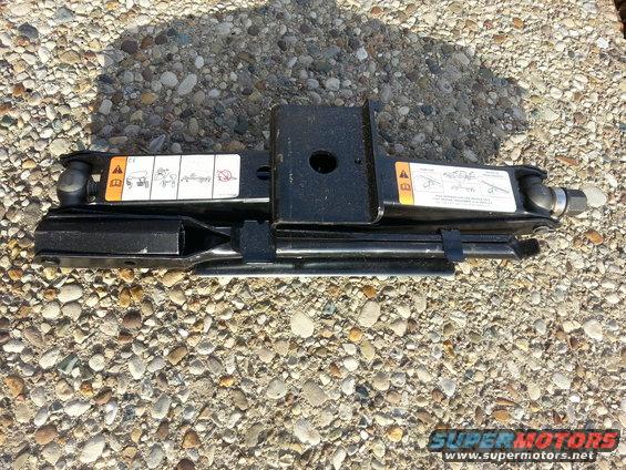 20141207_152814.jpg OEM Ford tire jack - never used