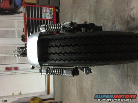 1975 Shovelhead swingarm strutless rear fender mounts