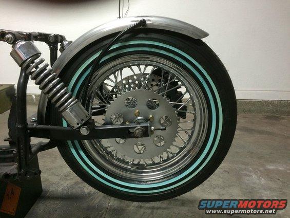 1975 Shovelhead swingarm strutless rear fender mounts