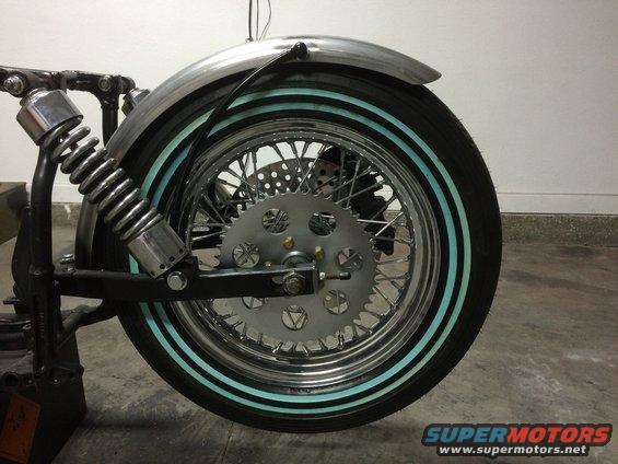 1975 Shovelhead swingarm strutless rear fender mounts