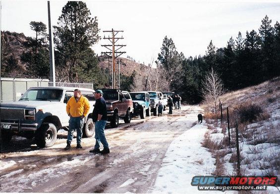 trailhead.jpg 