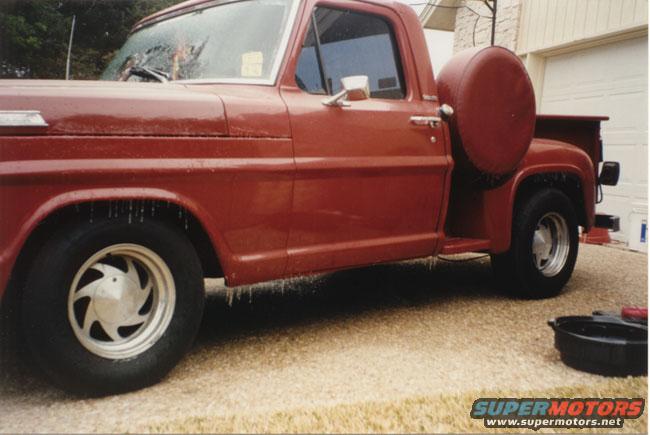 Ford F-100