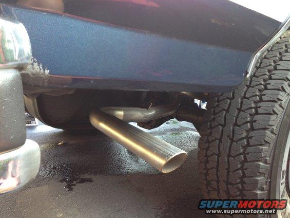 img_0319.jpg New tailpipe with new muffler.  Nothing exotic.  Just OEM replacement.