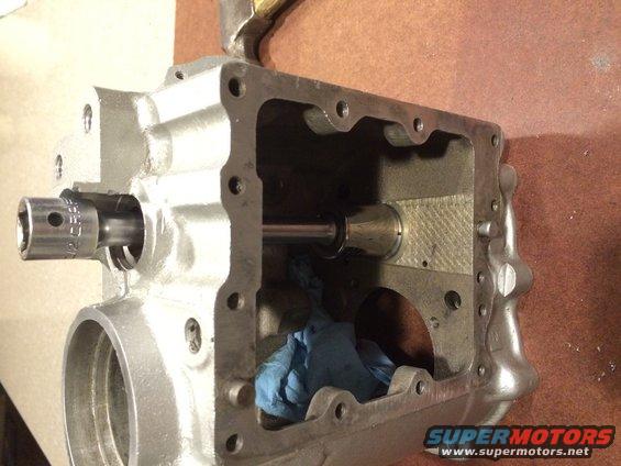 1975 Shovelhead 4 speed new countershaft bushings.  Press in kicker side after pressing in sprocket side.  Placing bushings in freezer for easier install.