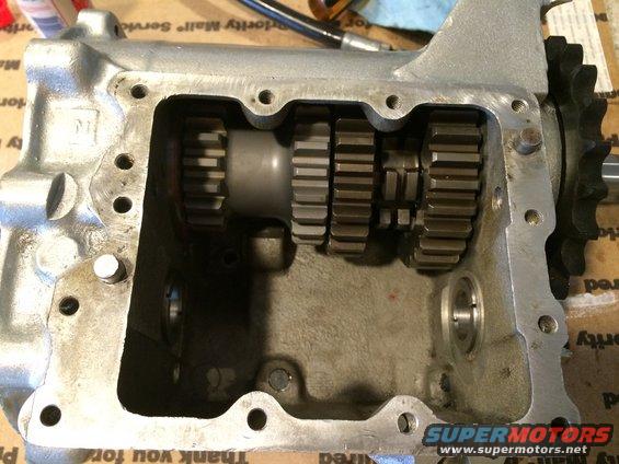 1975 Harley Shovelhead 4 speed transmission rebuild Andrews close ratio.  Mainshaft in trans housing