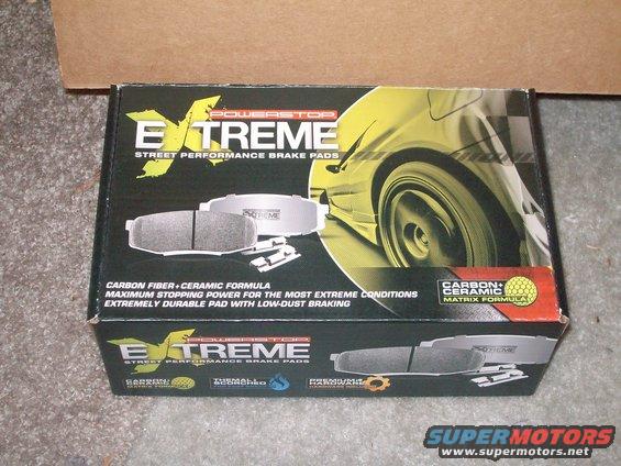 Box for Powerstop Extreme Street Performance Brake Pads, showing an illustration of a car wheel and brake pads