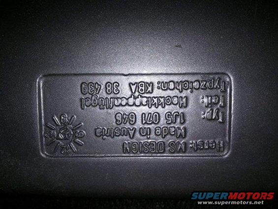 Part identification plate with text 'Made in Austria', 'Typ: 1J5 071 646', and 'Typzeichen: KBA 38 439'