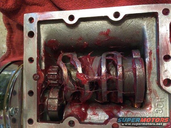 img_5180.jpg 1975 Harley Shovelhead 4 Speed new ratchet top greased with lucas red n tacky no 7
