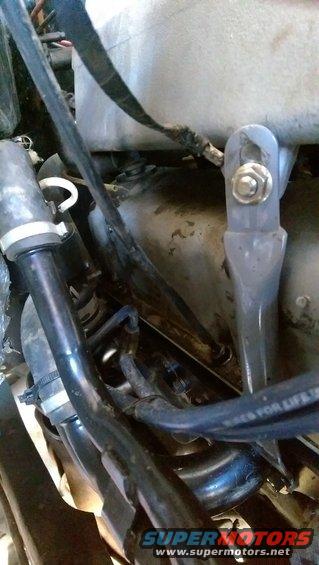 Engine bay vacuum lines and hoses