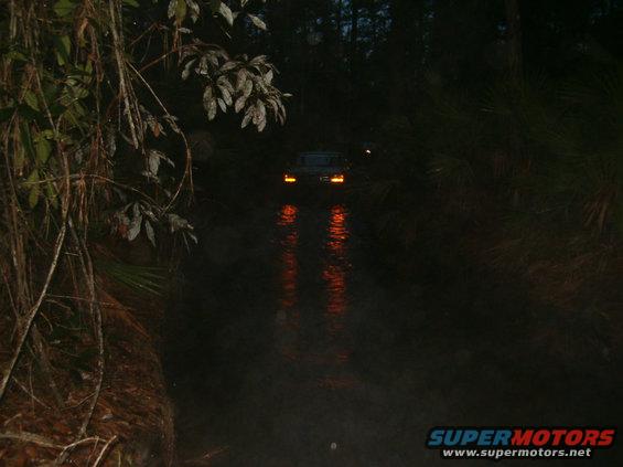 hpim0293.jpg Shanes lights, all you can see