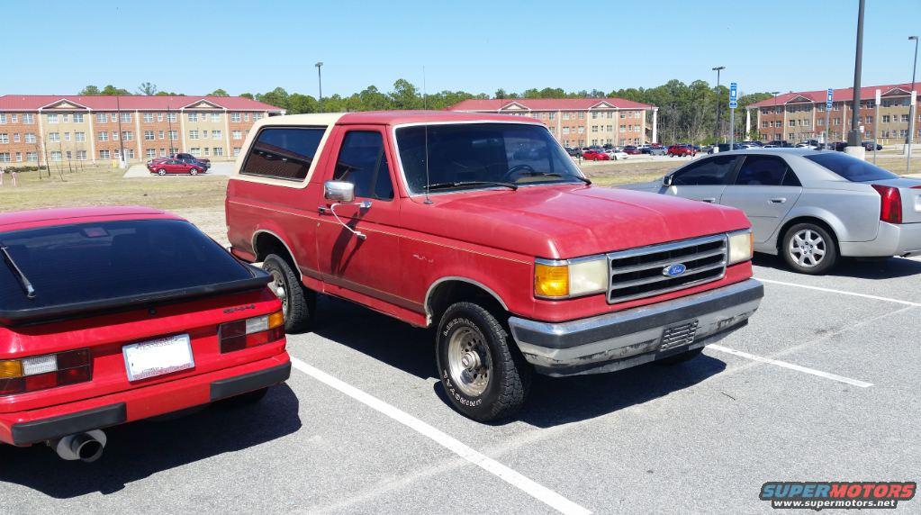 1989 Ford Bronco photo