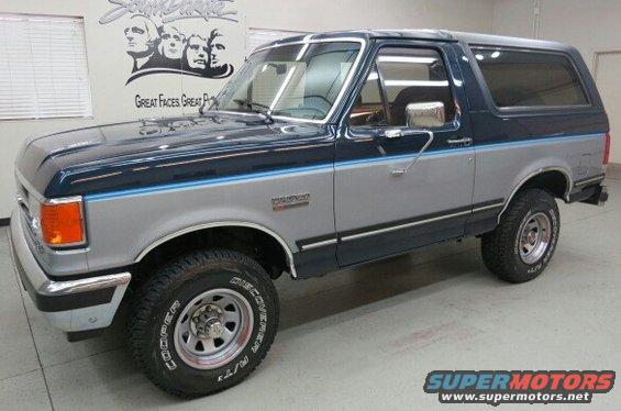 Two-tone blue and silver 1988 Ford Bronco 3q-front view