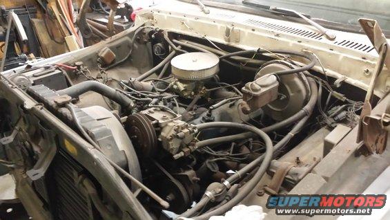 1978 Ford Bronco engine bay