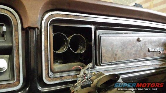 1978 Ford Bronco interior showing dashboard vents and Ranger XLT trim