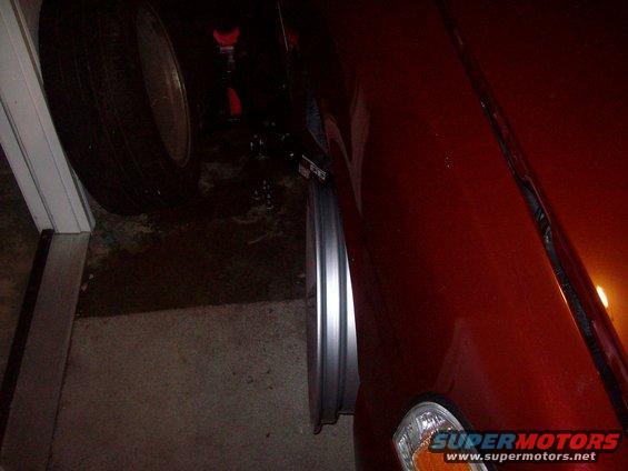 picture-006.jpg Fitment of the front wheel. 