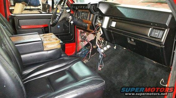 interior-installation-2.jpg 