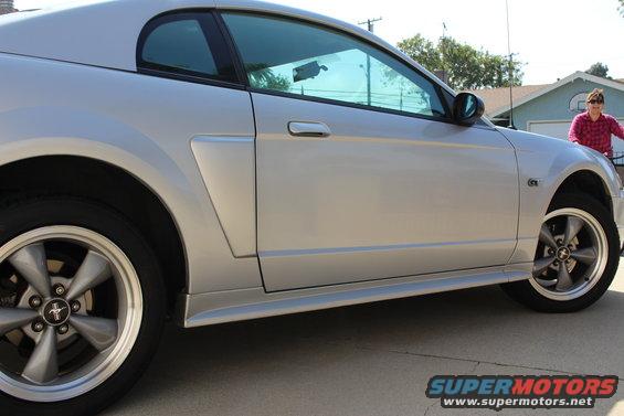 Silver 2002 Ford Mustang coupe, side view