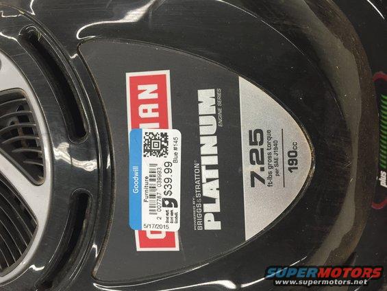 Close-up of a Craftsman Platinum engine cover with Briggs & Stratton branding, showing 7.25 ft-lbs gross torque and 190cc