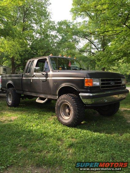 008.jpg 88 F150 Supercab with 6" lift on 35's