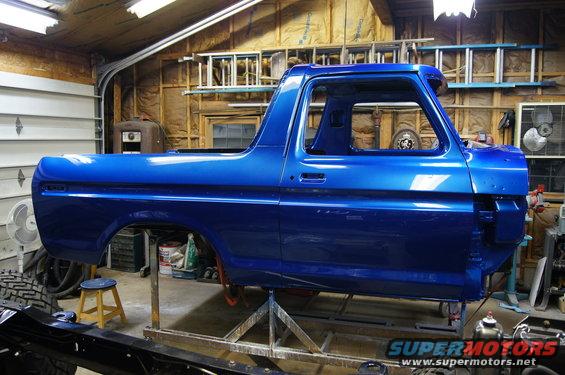 Paint looks awesome after Uncle Randy's buffing Job!