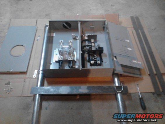 panel_insides.jpg 