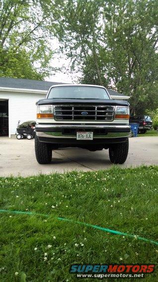 1994 Ford Bronco front view with chrome grille and license plate 876-XJL
