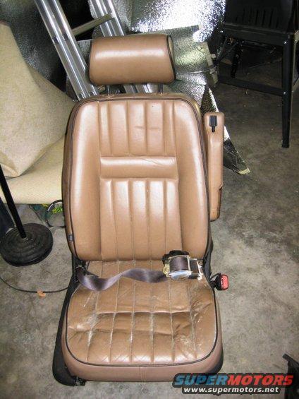 rh-front-seat.sandstone-with-black-piping-and-.jpg
