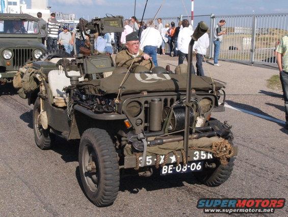 willys_jeep_willys_mb_dutch_licence_registra.jpg ANOTHER FULLY LOADED MACHINE